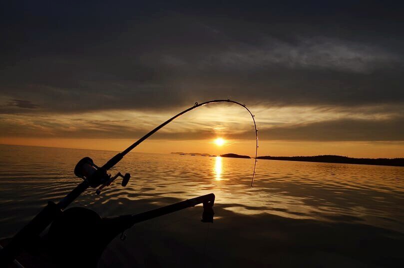 fishingsuset1.jpg.7a2b6175e400c4162749eca0e0a630b0.jpg